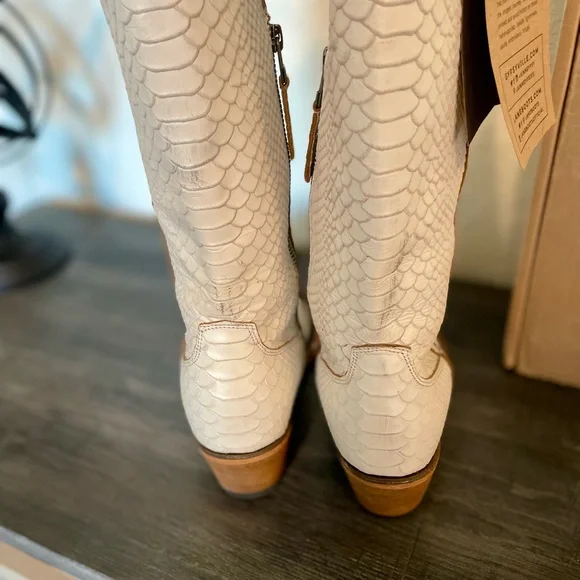 NWT Junk Gypsy by Lane White Boots - Picture 7 of 13